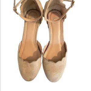 Tan Suede Heels - 8